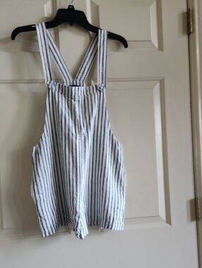 Forever 21 White and Navy Striped Short Overalls Romper